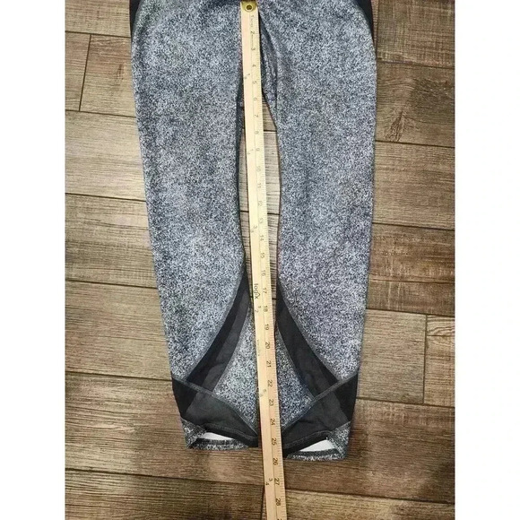 Lululemon Leggings Womens Size 6 Black And White - Picture 7 of 7
